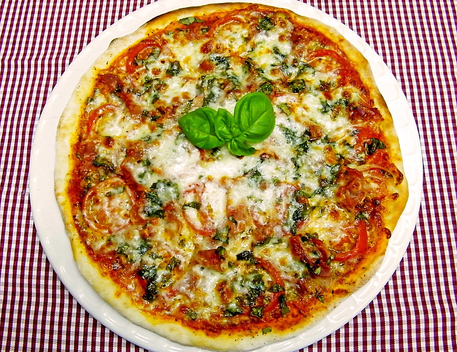 714622-960x720-glutenfreie-pizza-margarita